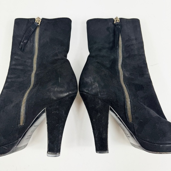 Miu Miu black suede ankle booties - Picture 5 of 13
